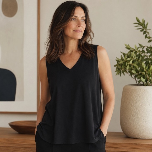 Eileen Fisher Tops - Eileen Fisher Black V Neck Sleeveless Tunic Top Womens Large Lagenlook Soft